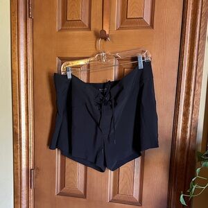 Women's Athleta Black Board Shorts, size 16